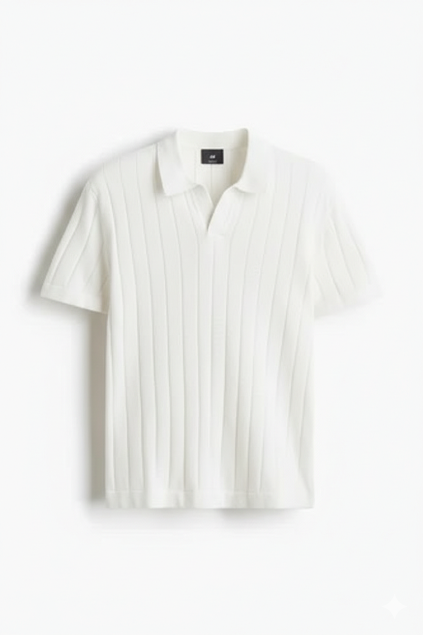 WHITE T-SHIRT